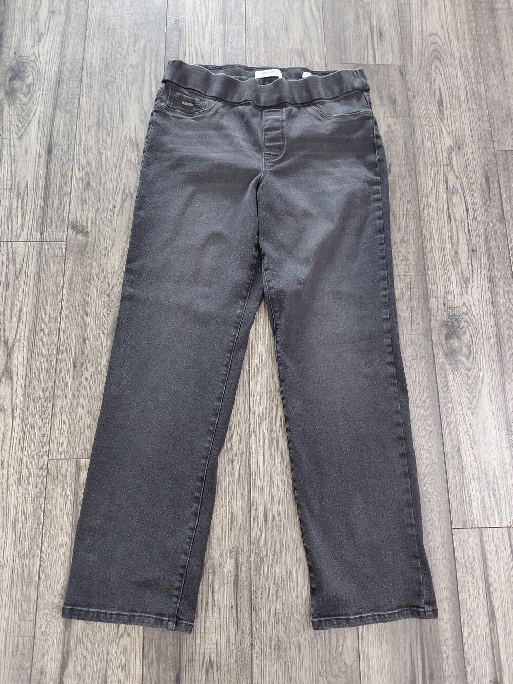 Women’s Nine West Heidi Pull On Straight leg Jeans Sz 12